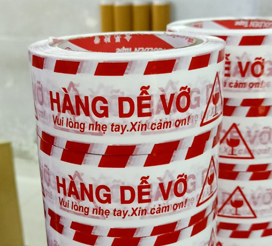 Băng keo in chữ “Hàng dễ vỡ” 48mm x 1.2kg, 6 cuộn/ cây