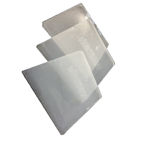 Tấm trét nhựa dài 18cm màu trắng