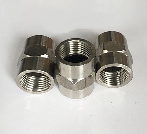 Nối thẳng inox – 2 đầu ren trong Ø10mm