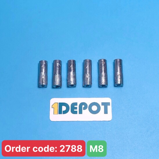 Tắc kê đạn M8 chất liệu sắt