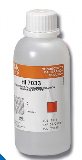 Dung dịch hiệu chuẩn độ dẫn 84 µS/cm Hanna HI7033L