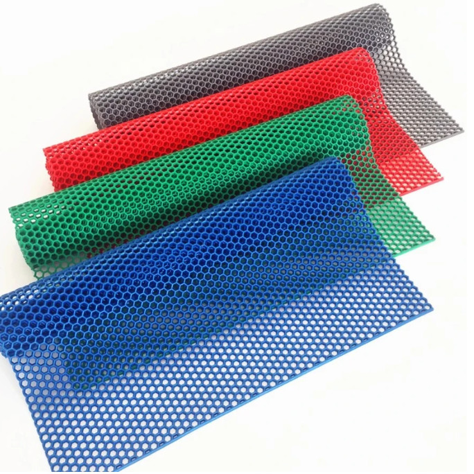 Thảm nhựa lưới tổ ong PVC màu đỏ 0.9 x 20m | Dày 3mm – 18m²/cuộn