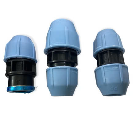 Nối PE Φ32 vặn ren
