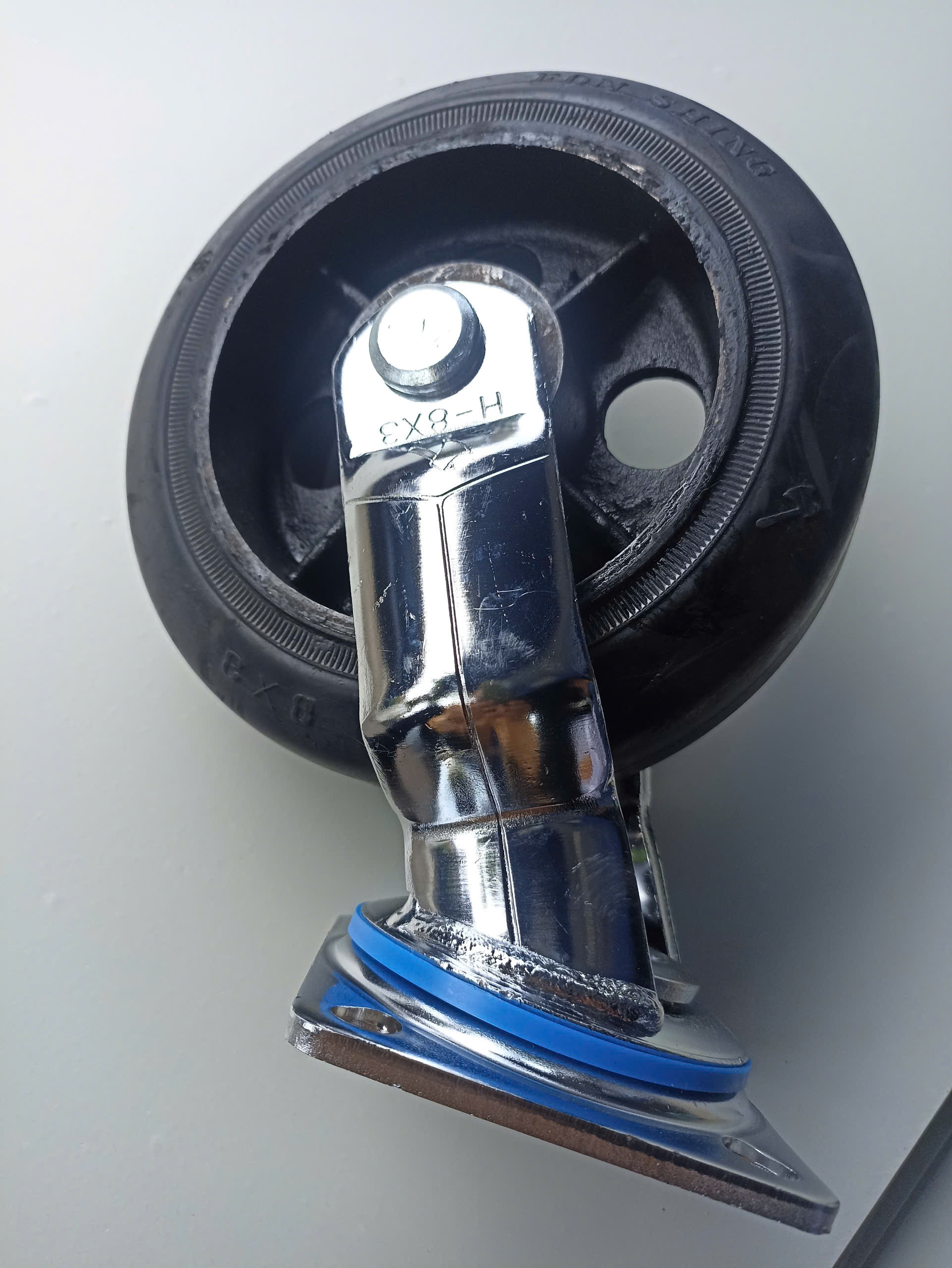 Bánh xe kéo hàng H8x3 cao su, xoay, đường kính bánh 200mm