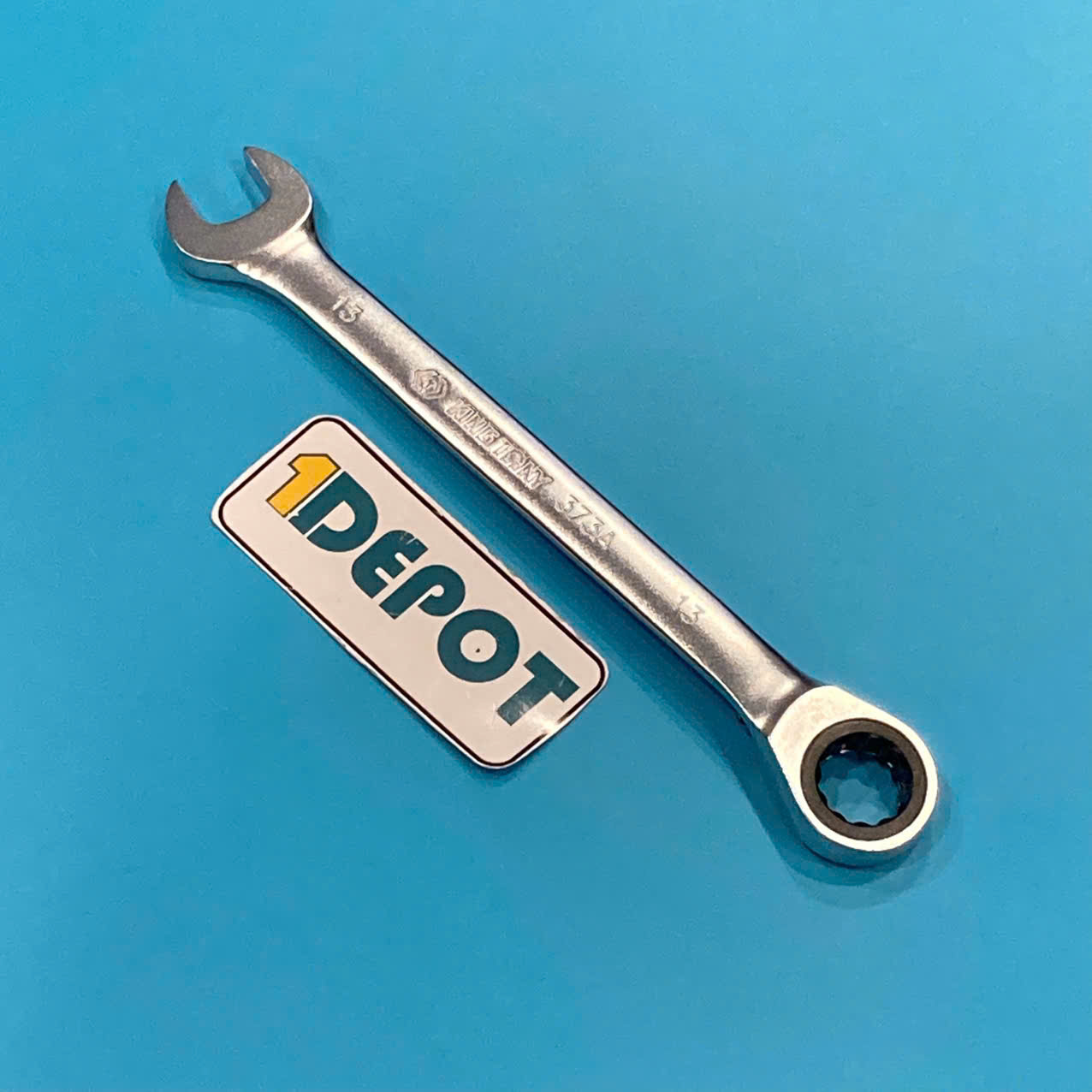 Cờ lê vòng miệng tự động khoá đảo chiều 13mm Kingtony 373213