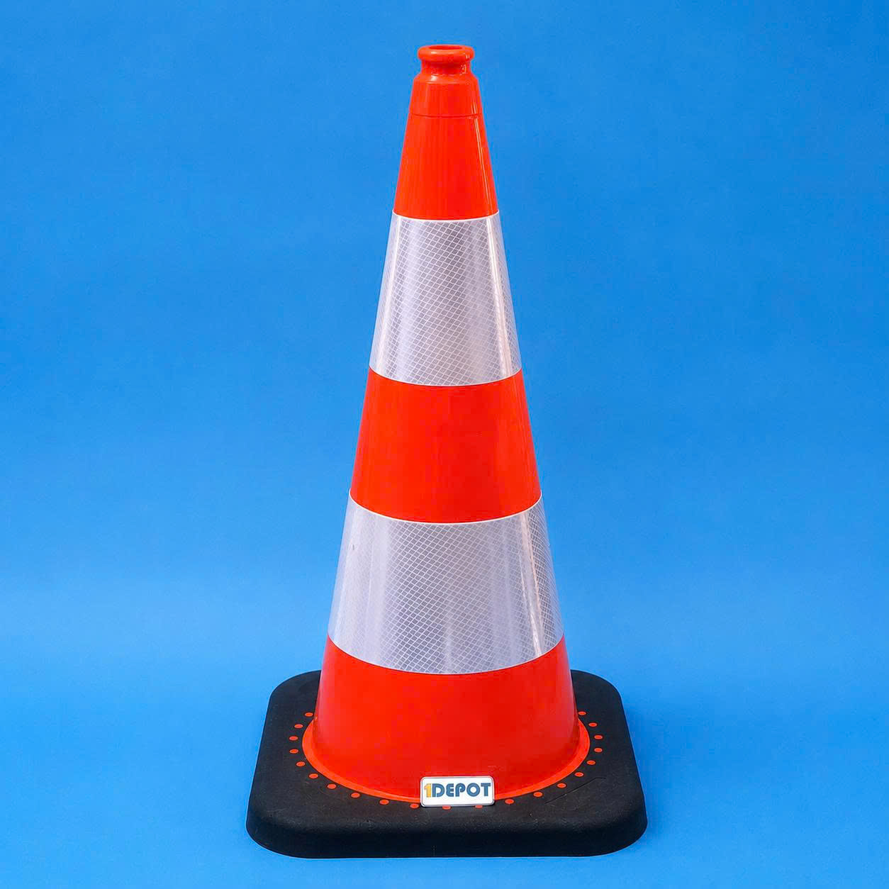 Cọc tiêu giao thông, cao 75cm x đế 40cm, nặng 5kg/ cái