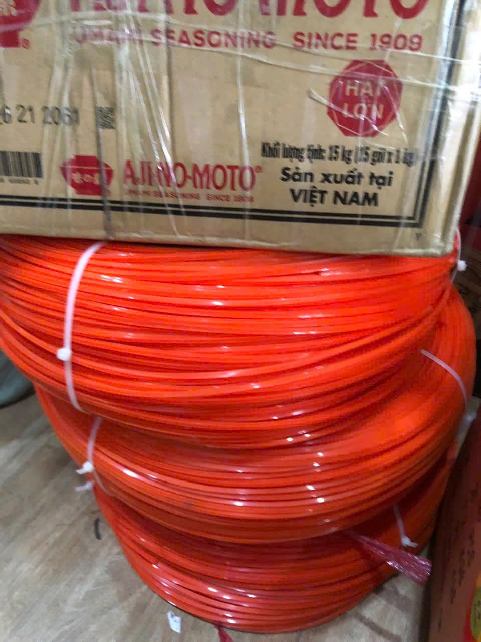 Dây cước cắt cỏ kích thước 3.0mm vuông (đỏ) 90-100m/ kg